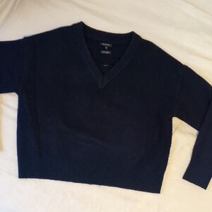 Massimo Dutti Navy V-neck Wool & Cashmere Sweater M